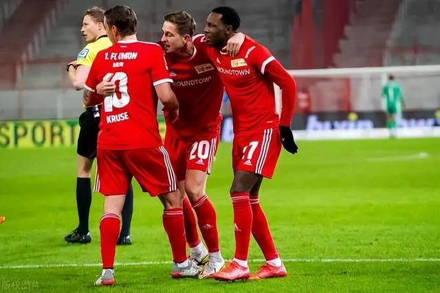 曼城去年4000万+奖金方式报价坎比亚索团队遭拒